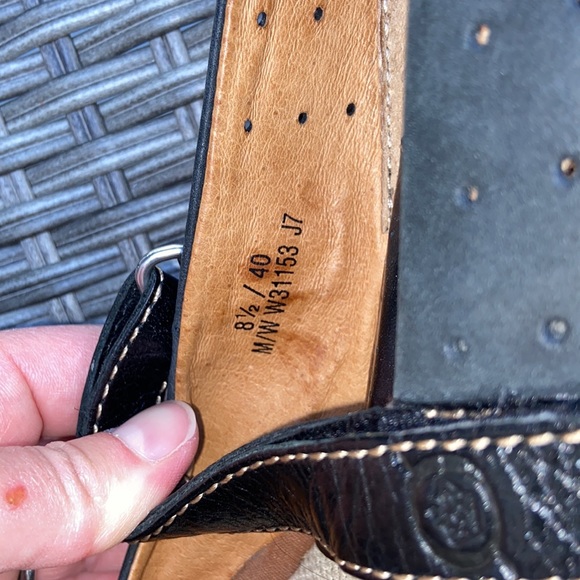 Born Mary Jane with Velcro strap black 8.5/40 leather upper EUC - Picture 5 of 10